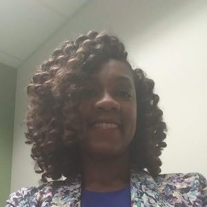 Meet your Posher, Elisha